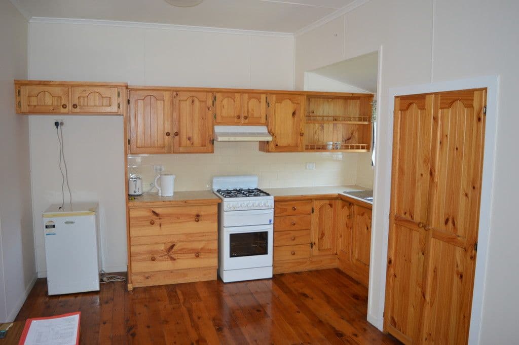 9 Jubilee Street, Caboolture QLD 4510, Caboolture - Thumbnail 5