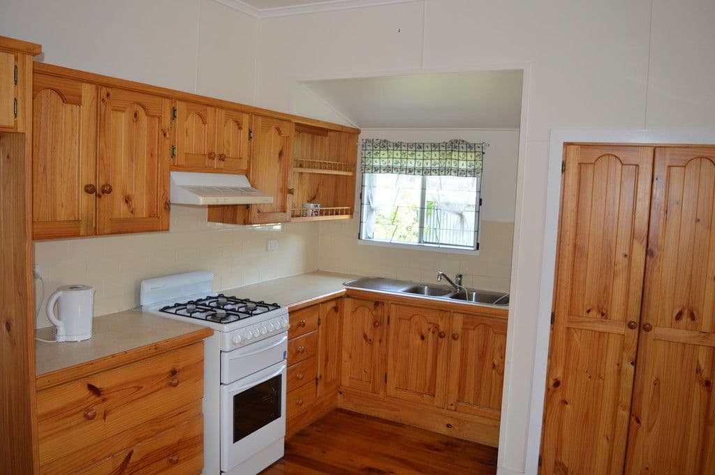9 Jubilee Street, Caboolture QLD 4510, Caboolture - Thumbnail 6