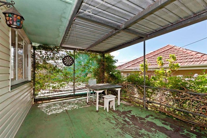 90 Sterculia Avenue, HOLLAND PARK WEST QLD 4121, Holland Park West - Thumbnail 7