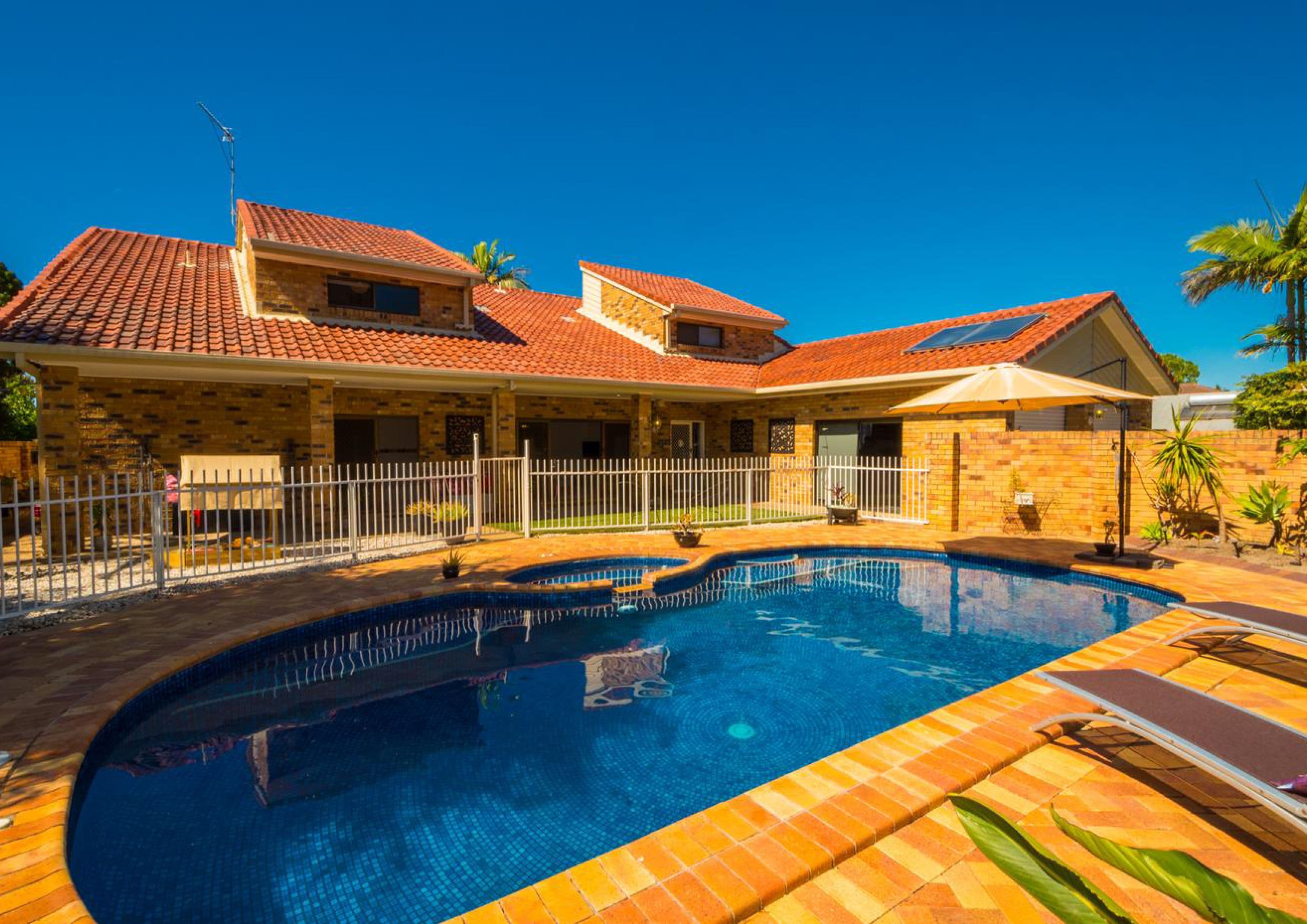 14 Lancelin Drive, Mermaid Waters QLD 4218, Mermaid Waters - Thumbnail 2