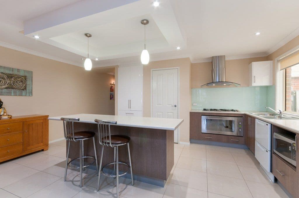 18 Malabar Street, ROXBURGH PARK VIC 3064, Roxburgh Park - Thumbnail 3