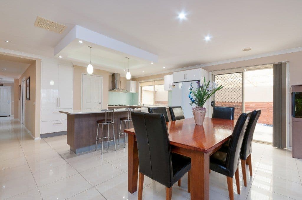18 Malabar Street, ROXBURGH PARK VIC 3064, Roxburgh Park - Thumbnail 5