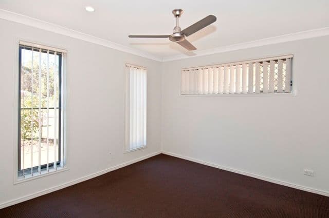 2 Chesan Court, CRESTMEAD QLD 4132, Crestmead - Thumbnail 3