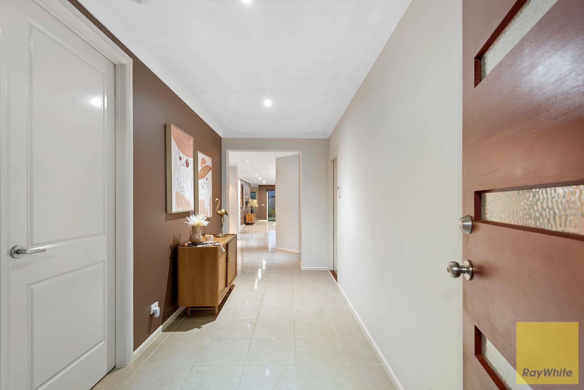 9 Vantage Place, Truganina VIC 3029, Truganina - Thumbnail 2