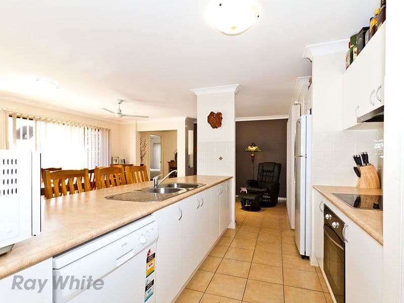 21 Sanctuary Drive, FOREST LAKE QLD 4078, Forest Lake - Thumbnail 4