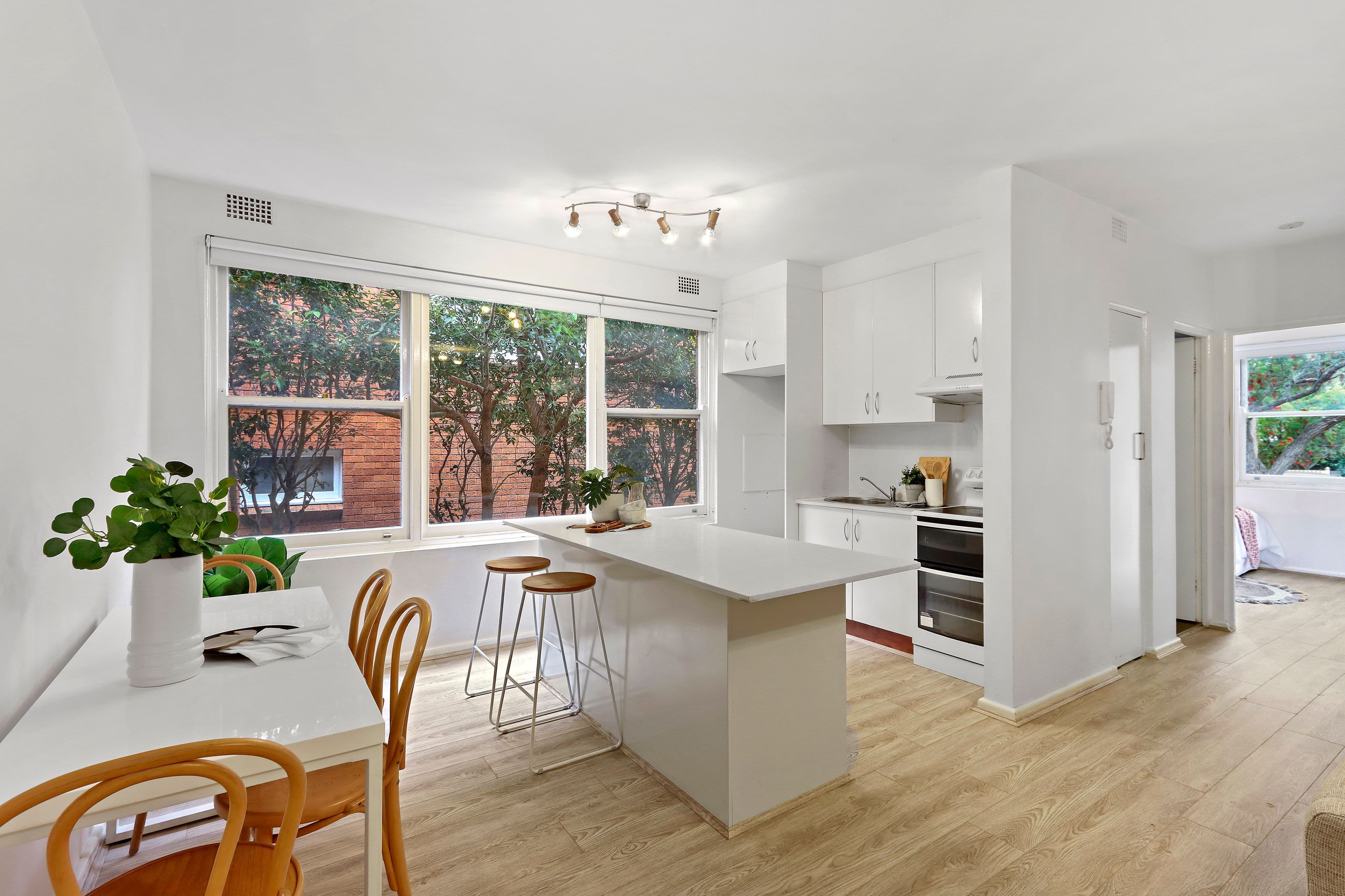 9 Rosa Street, Oatley NSW 2223, Oatley - Thumbnail 3