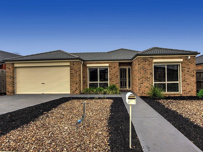 8 Kingston Drive, Taylors Hill - Thumbnail 2