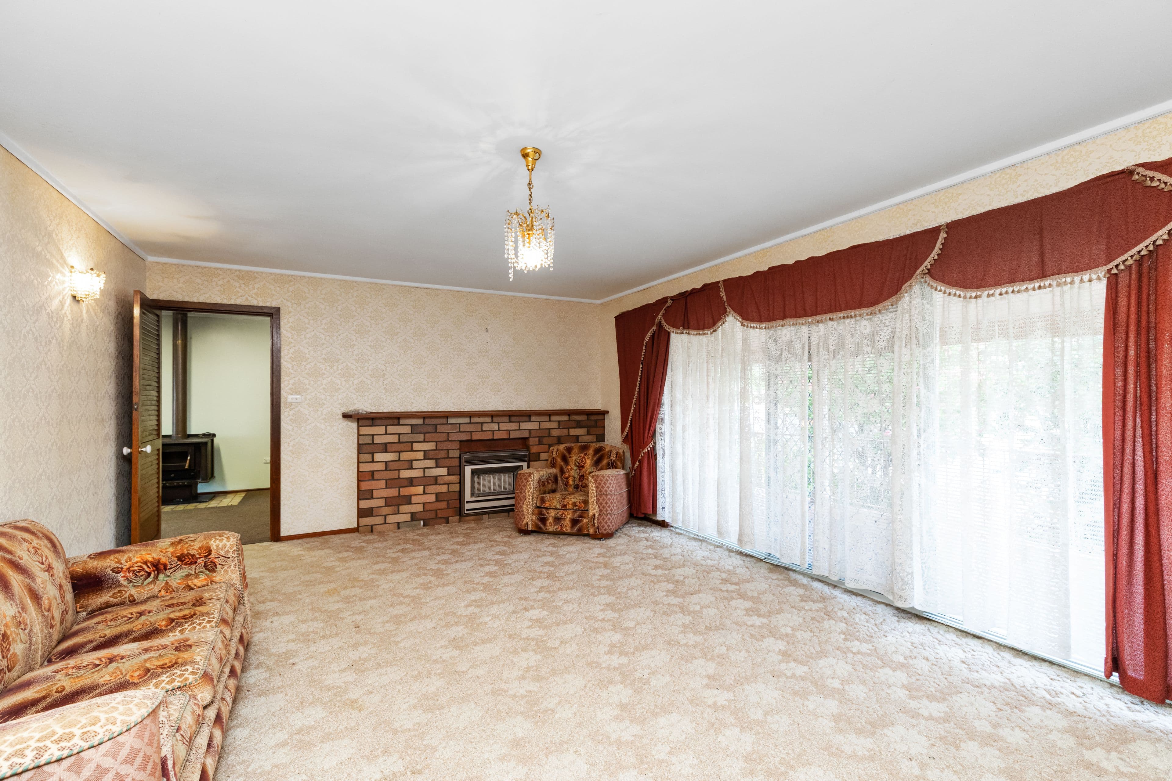 83 Leavenworth Drive, Tolland NSW 2650, Tolland - Thumbnail 2