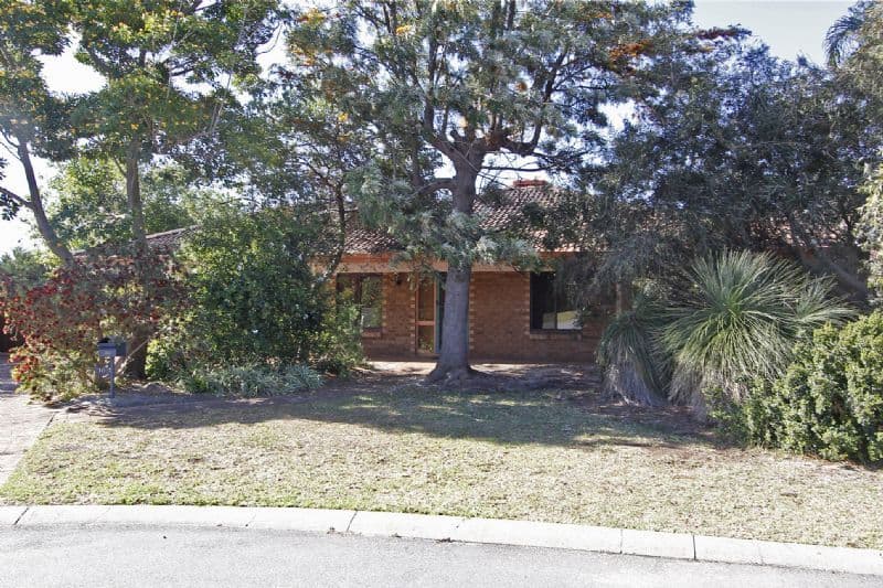 10 Clover Place, BIBRA LAKE WA 6163, Bibra Lake - Thumbnail 2