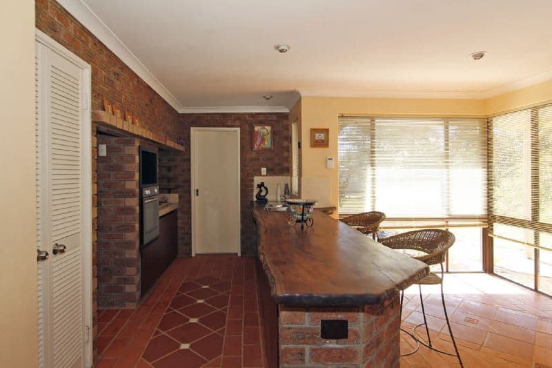 10 Clover Place, BIBRA LAKE WA 6163, Bibra Lake - Thumbnail 4