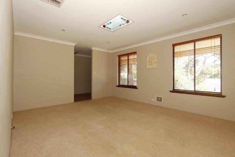 10 Clover Place, BIBRA LAKE WA 6163, Bibra Lake - Thumbnail 6