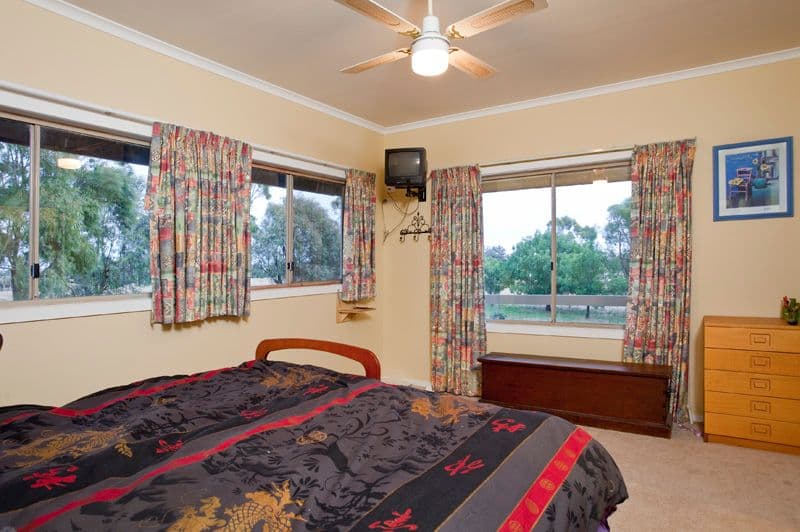 199 Moorabbee Road, KNOWSLEY VIC 3523, Knowsley - Thumbnail 8