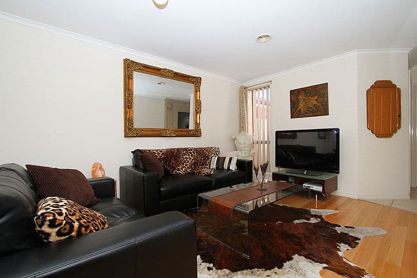 11 Bentley Way, MILL PARK VIC 3082, Mill Park - Thumbnail 4