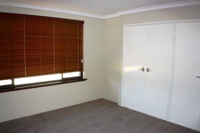 19 Menli Place, ORELIA WA 6167, Orelia - Thumbnail 5
