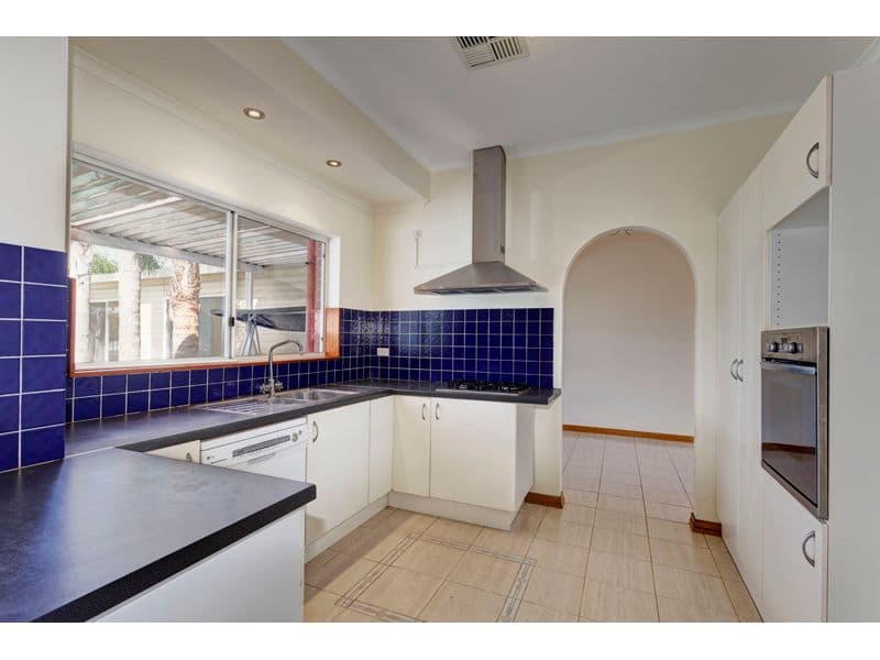 10 Haven Road, Aberfoyle Park SA 5159, Aberfoyle Park - Thumbnail 2