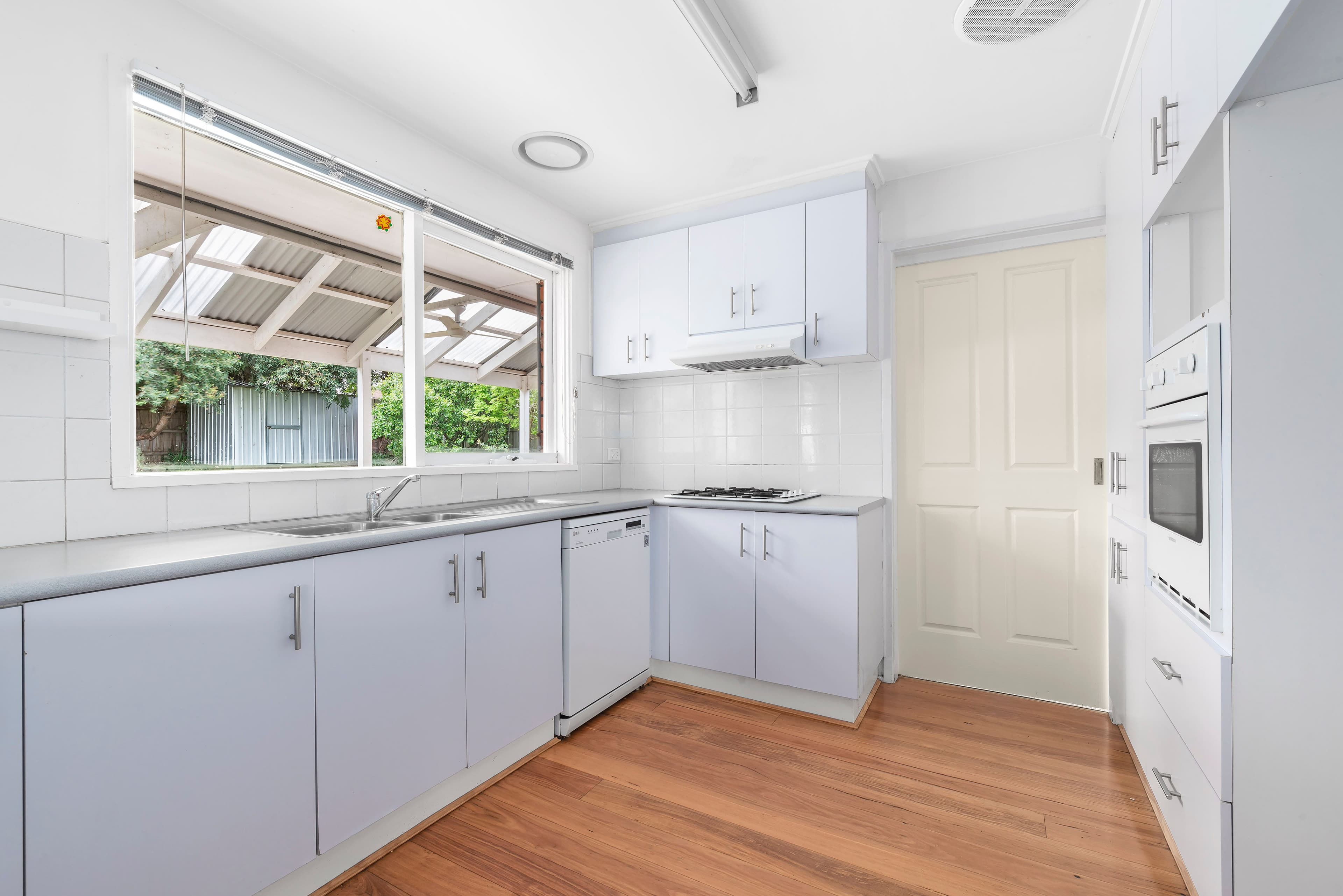 95 Berrabri Drive, Scoresby VIC 3179, Scoresby - Thumbnail 5