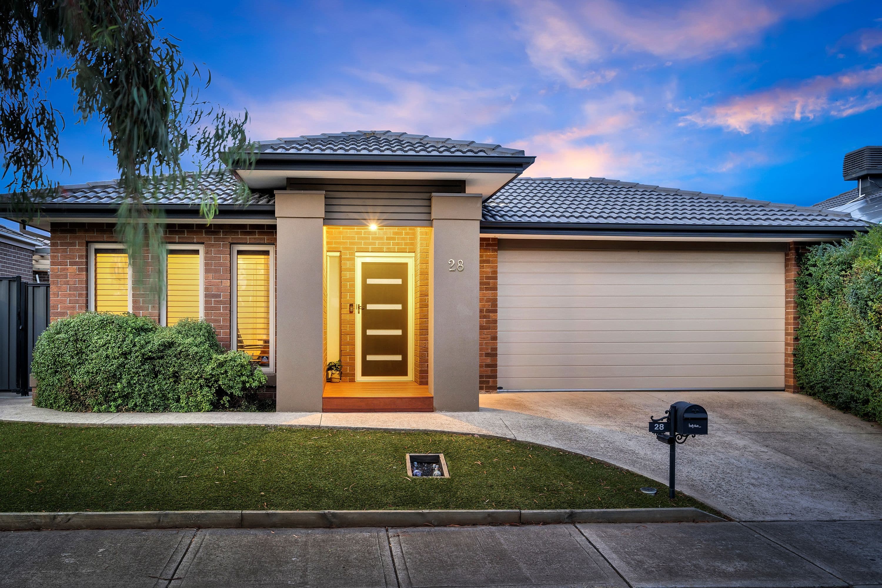 28 Thoresby Circuit, Craigieburn VIC 3064, Craigieburn - Image 1