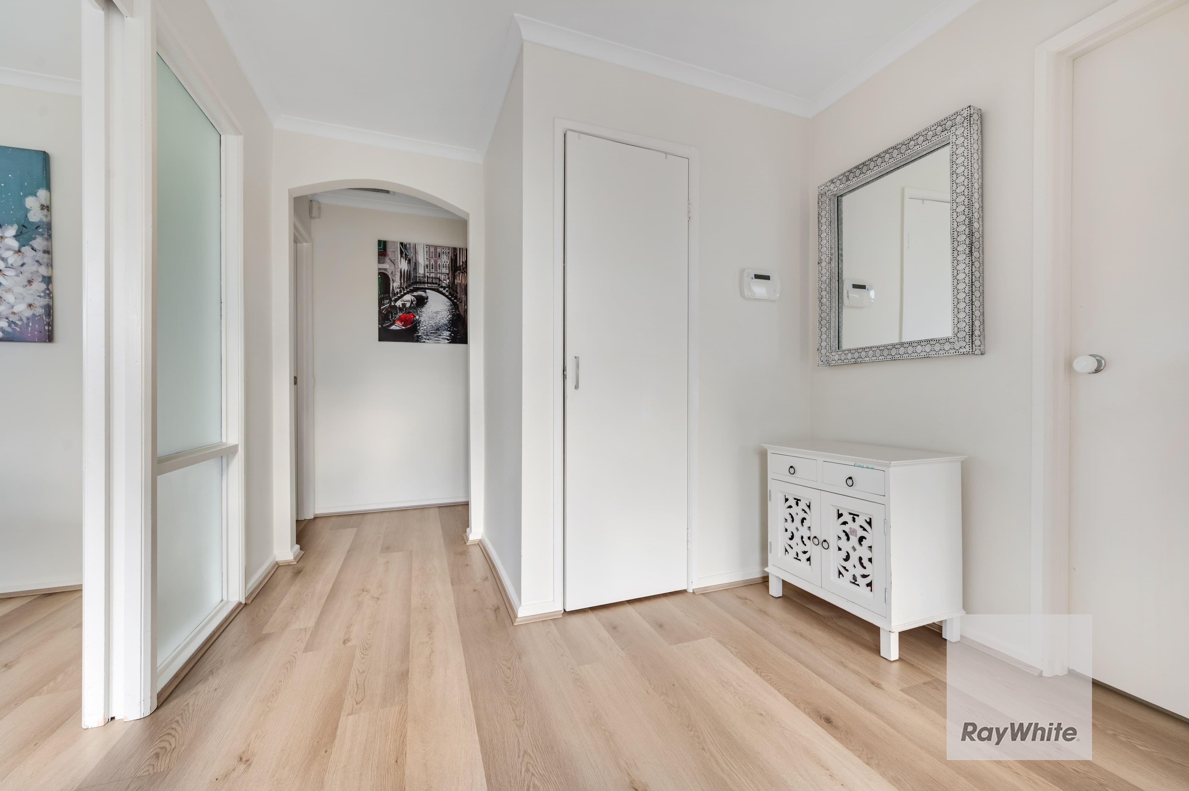8 Pelican Street, Westmeadows VIC 3049, Westmeadows - Thumbnail 2