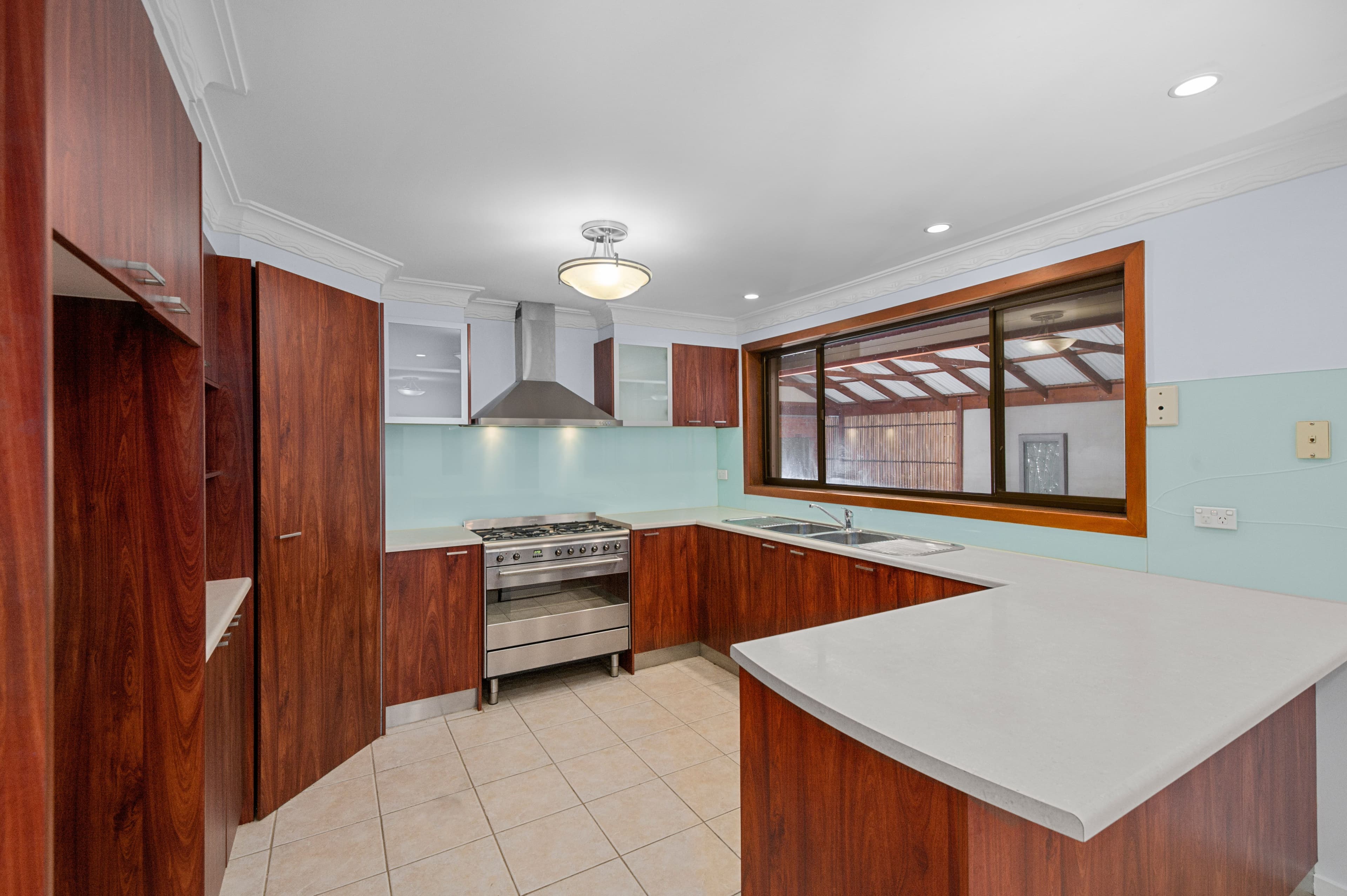 10 Sycamore Street, Mill Park VIC 3082, Mill Park - Thumbnail 2