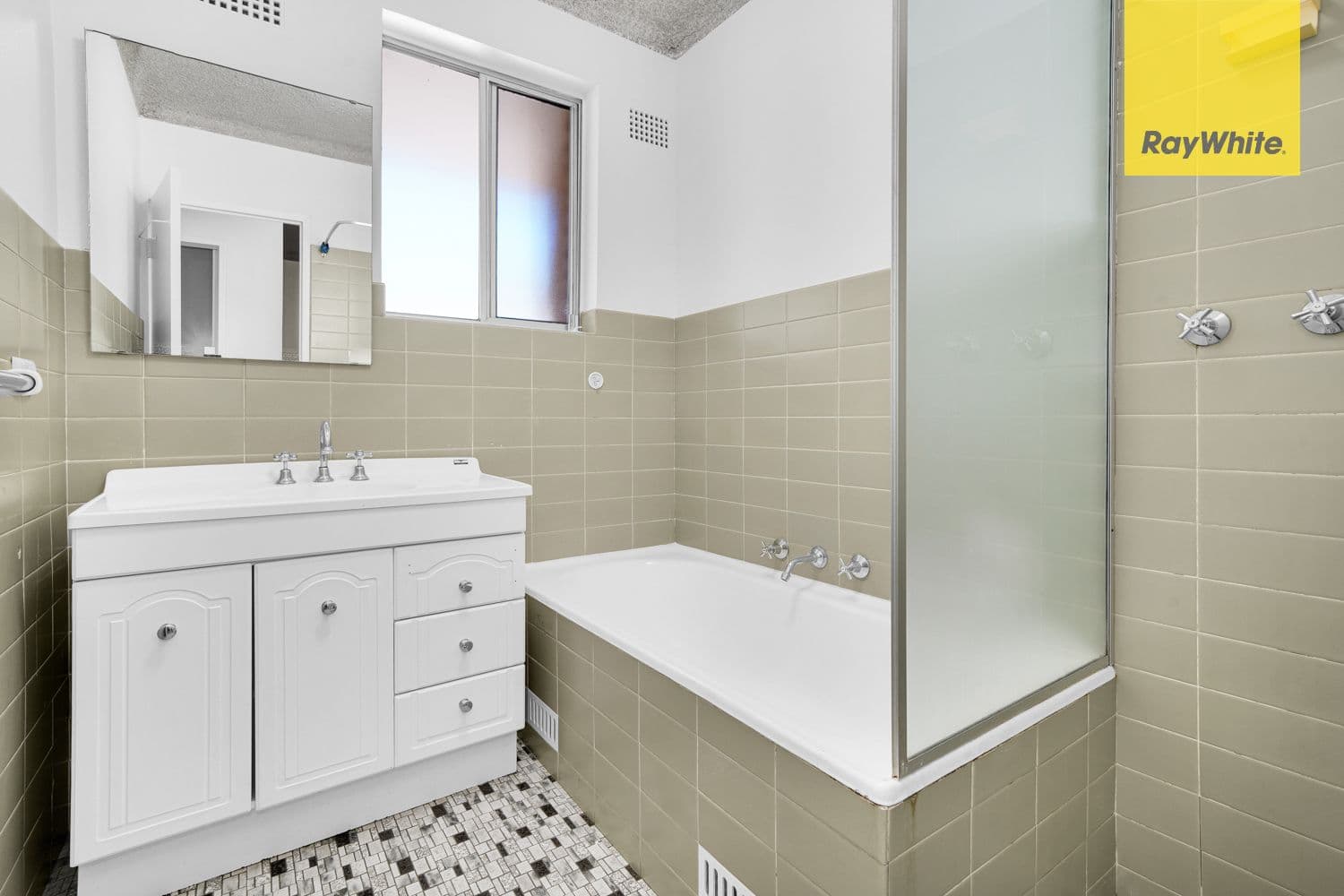14 Thomas Street, Parramatta NSW 2150, Parramatta - Thumbnail 7