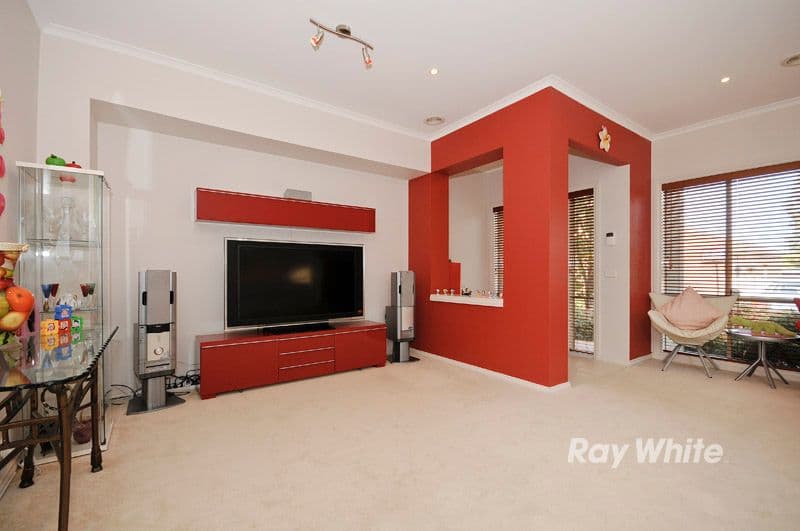 31 St Laurent Rise, KNOXFIELD VIC 3180, Knoxfield - Thumbnail 2