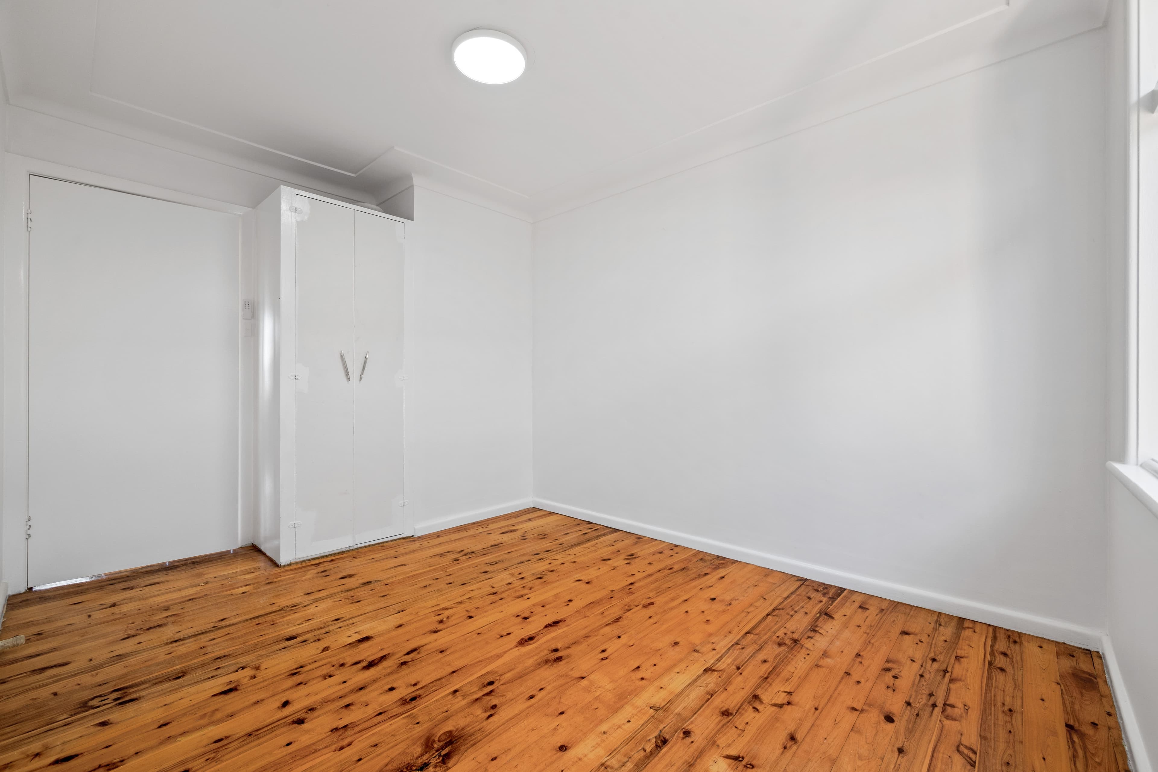 6 Hobart Avenue, Campbelltown NSW 2560, Campbelltown - Thumbnail 8
