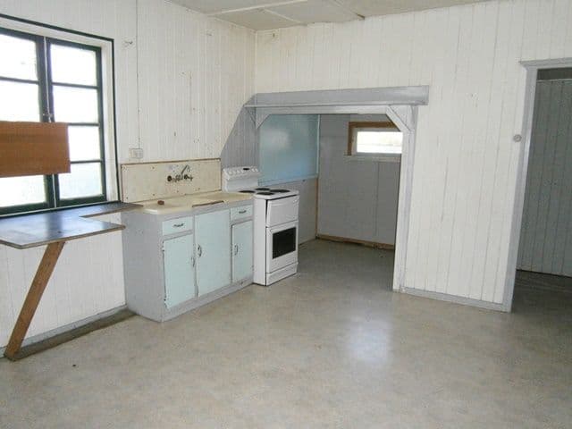 54 Cheetham Street, CECIL PLAINS QLD 4407, Cecil Plains - Thumbnail 2