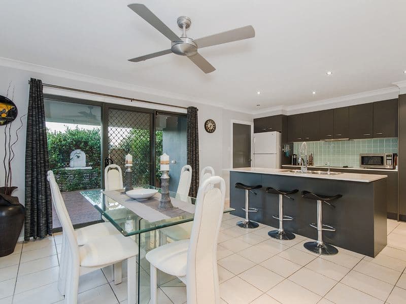 17 Craigs Way, MAUDSLAND QLD 4210, Maudsland - Thumbnail 8
