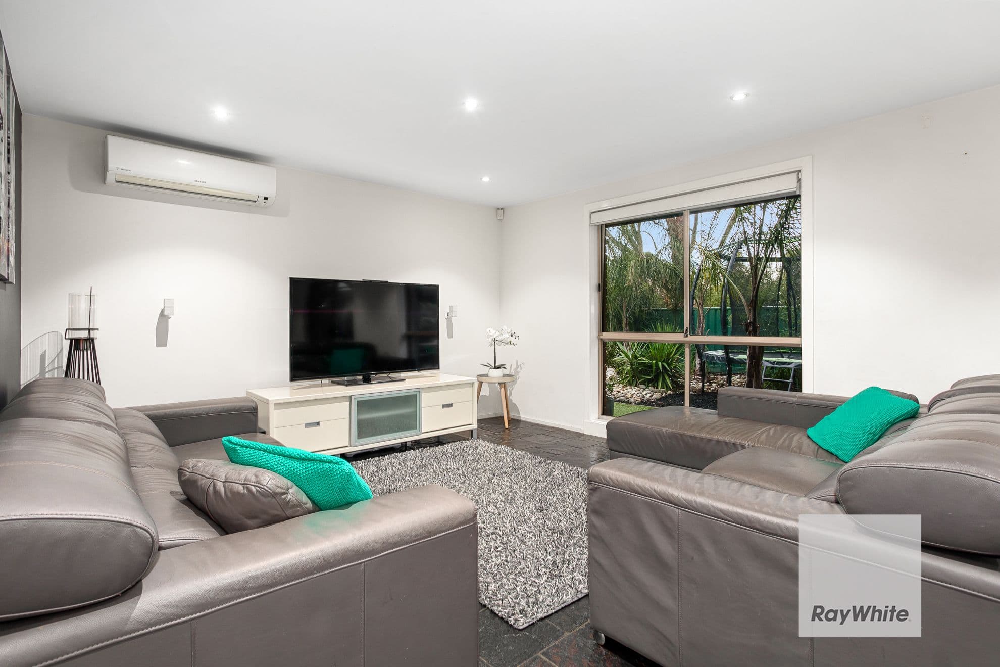 6 Ardena Court, Keilor Downs VIC 3038, Keilor Downs - Thumbnail 5