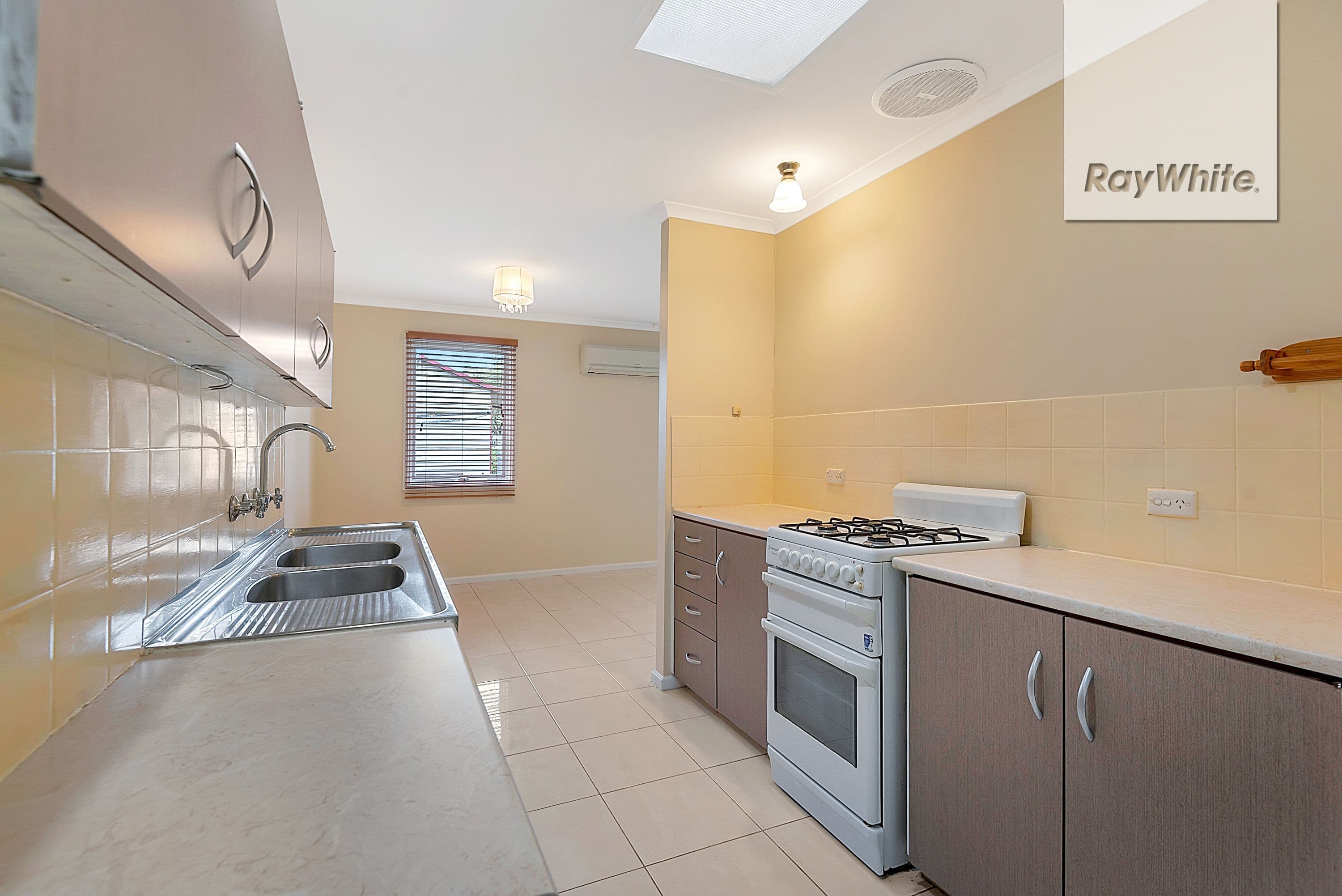 18 Weston Court, Para Hills West SA 5096, Para Hills West - Thumbnail 2