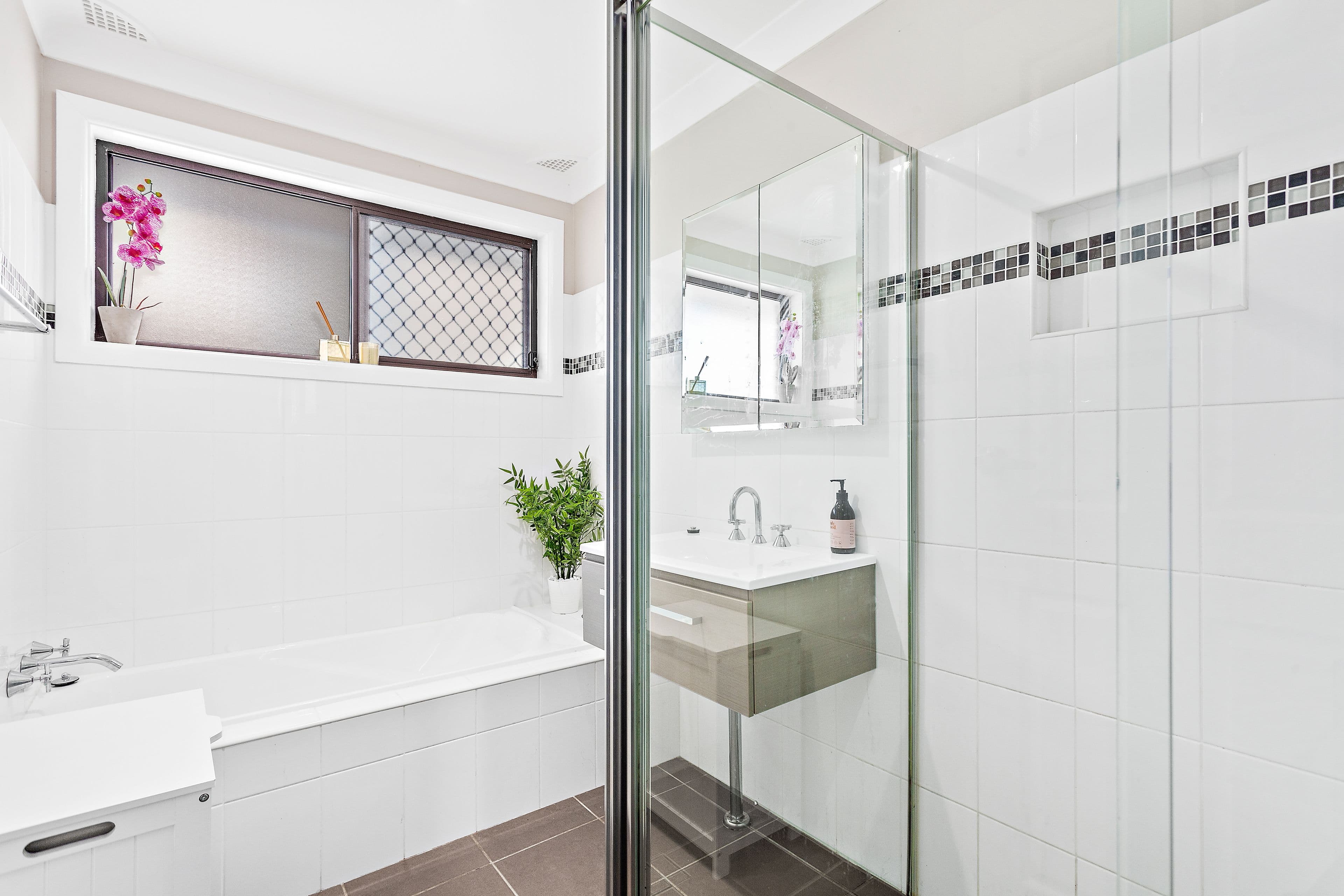 22 Captain Cook Drive, Barrack Heights - Thumbnail 7