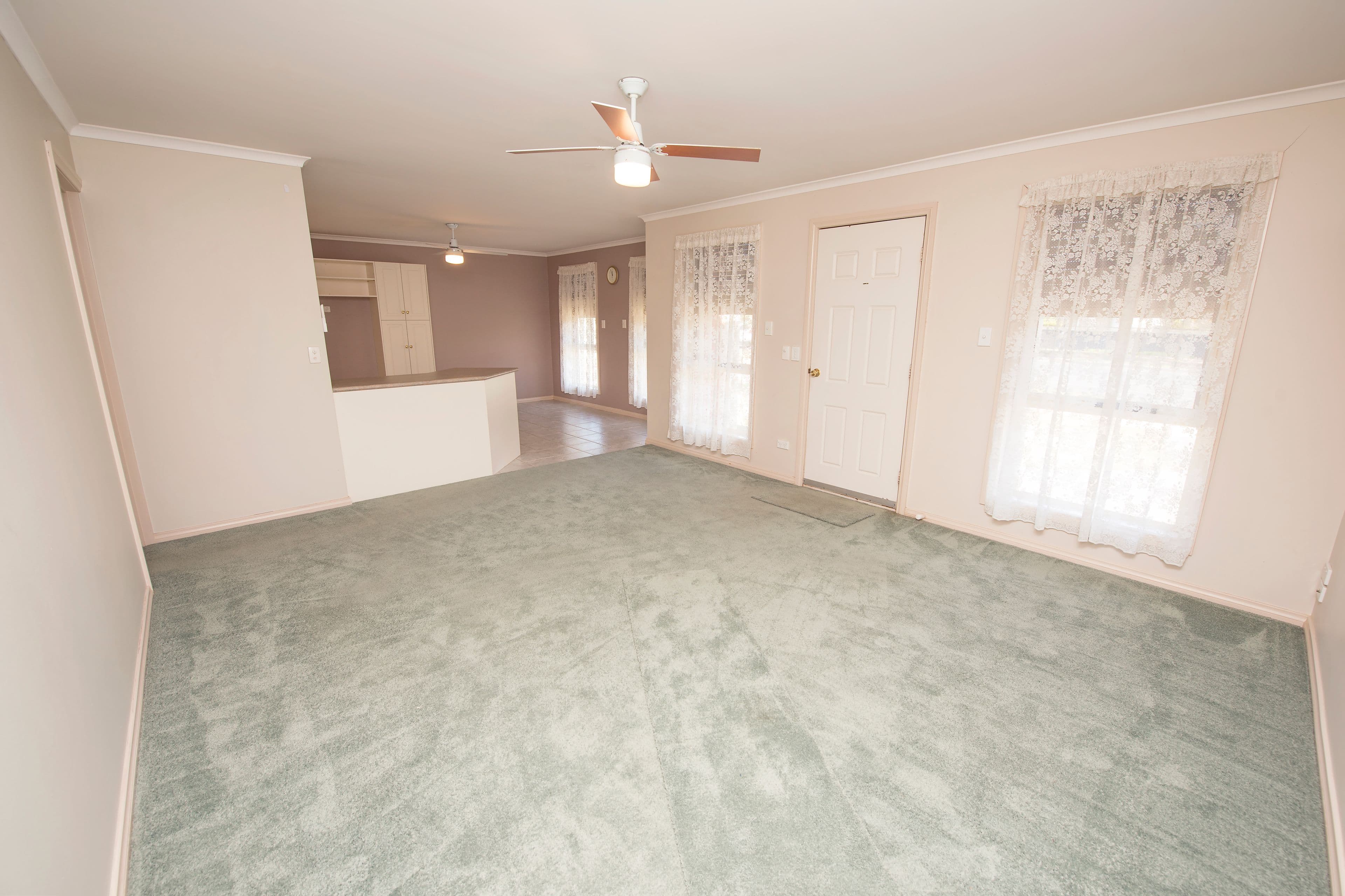 141-143 Stradbroke Avenue, Swan Hill VIC 3585, Swan Hill - Thumbnail 2