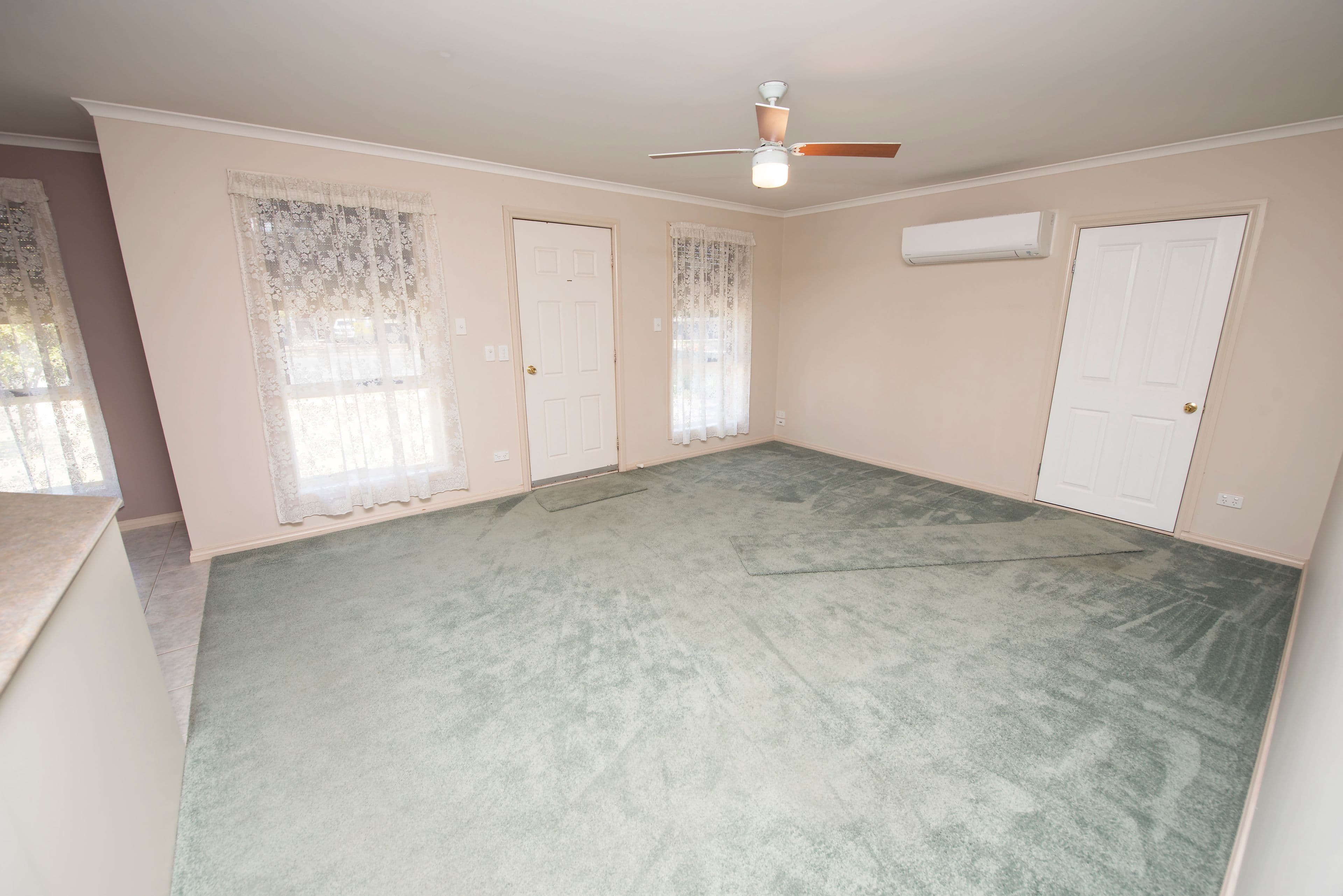 141-143 Stradbroke Avenue, Swan Hill VIC 3585, Swan Hill - Thumbnail 3