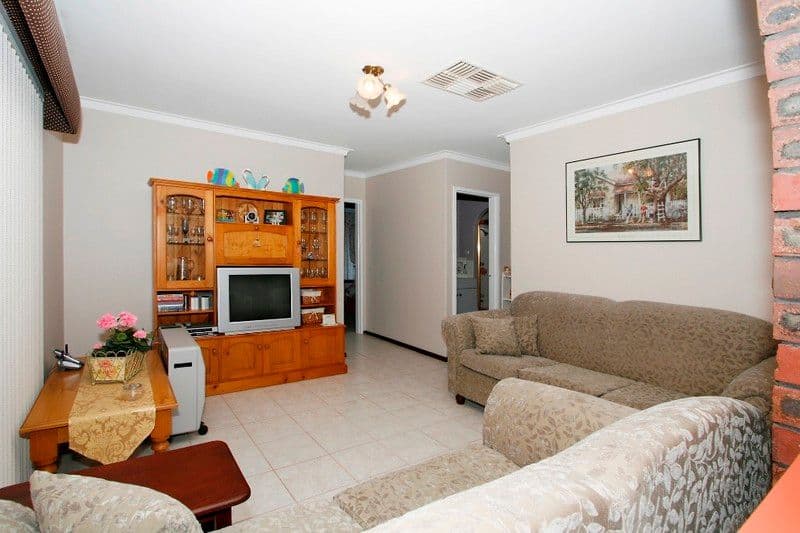 12 Nalpa Way, DUNCRAIG WA 6023, Duncraig - Thumbnail 4