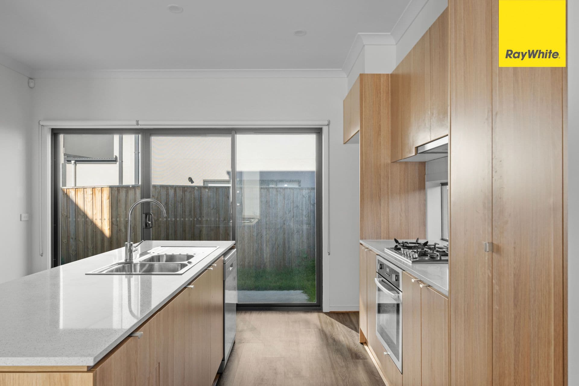 13 Steadfield Circuit, Melton South VIC 3338, Melton South - Thumbnail 5