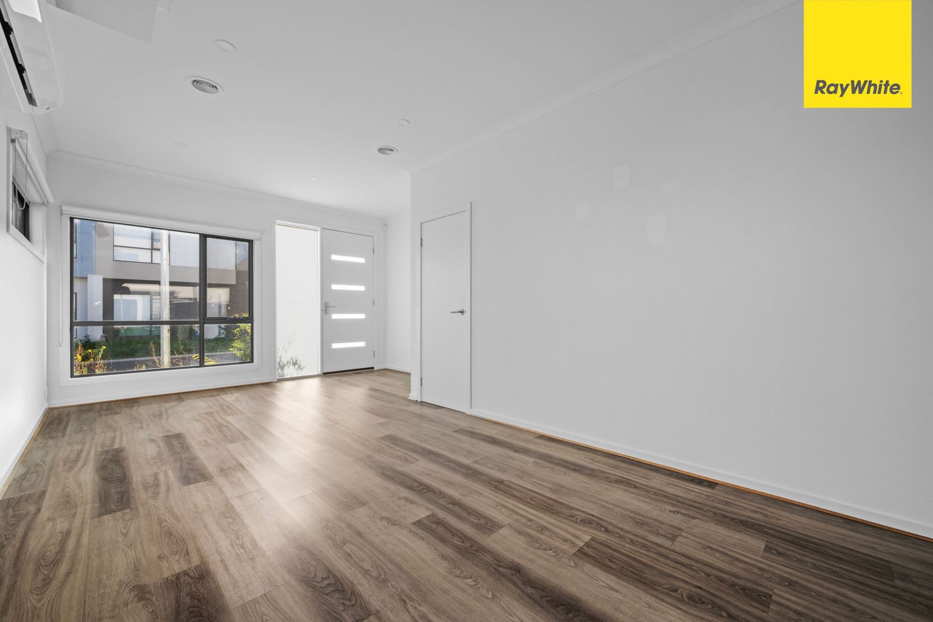 13 Steadfield Circuit, Melton South VIC 3338, Melton South - Thumbnail 6