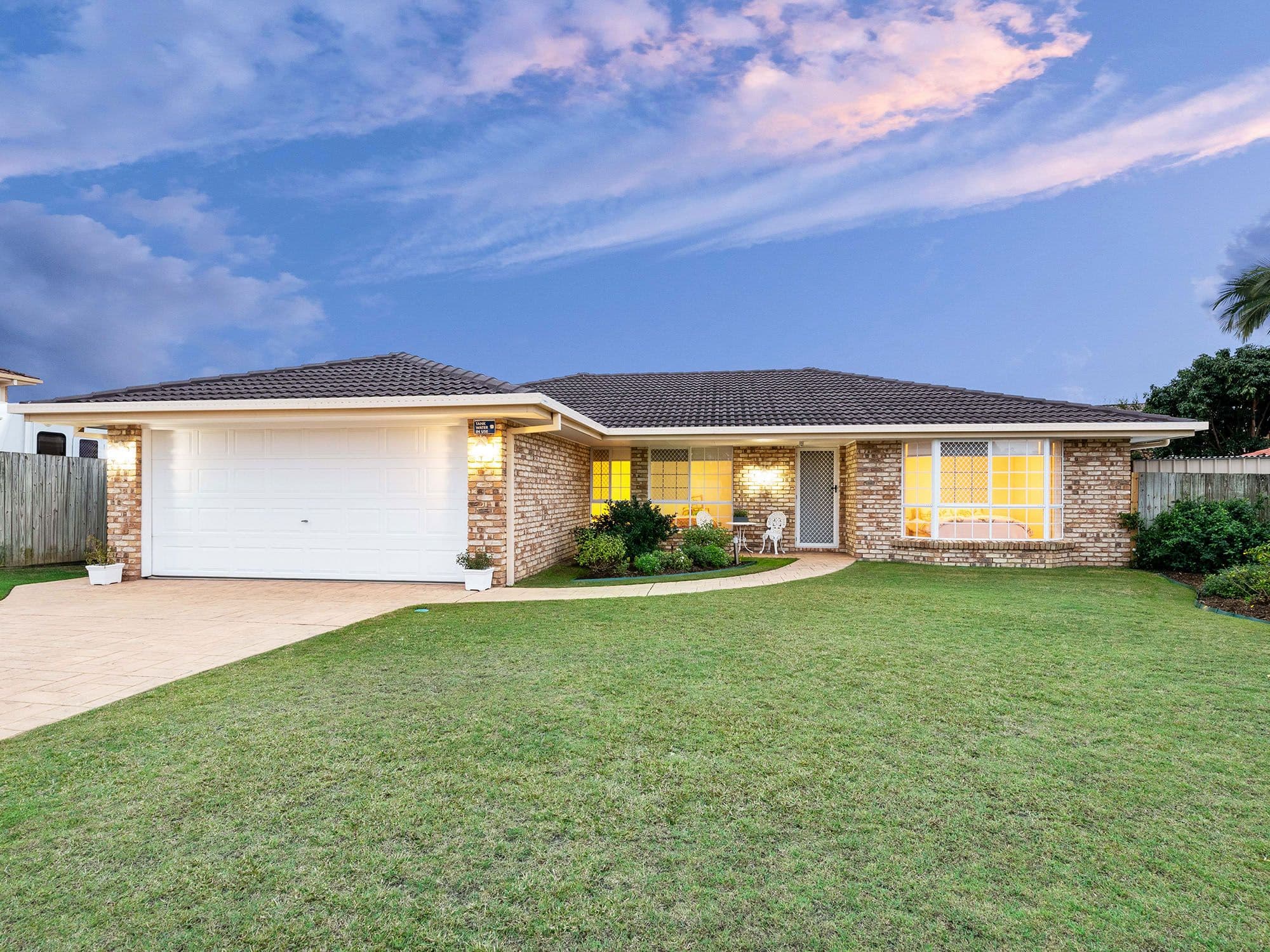 14 Lindeman Place, Eight Mile Plains QLD 4113, Eight Mile Plains - Thumbnail 2