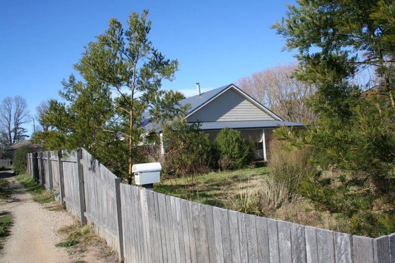 33 Wallace Street, BRAIDWOOD NSW 2622, Braidwood - Thumbnail 2