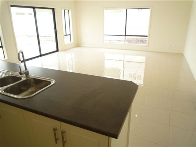 2A Audrey Crescent, VALLEY VIEW SA 5093, Valley View - Thumbnail 2