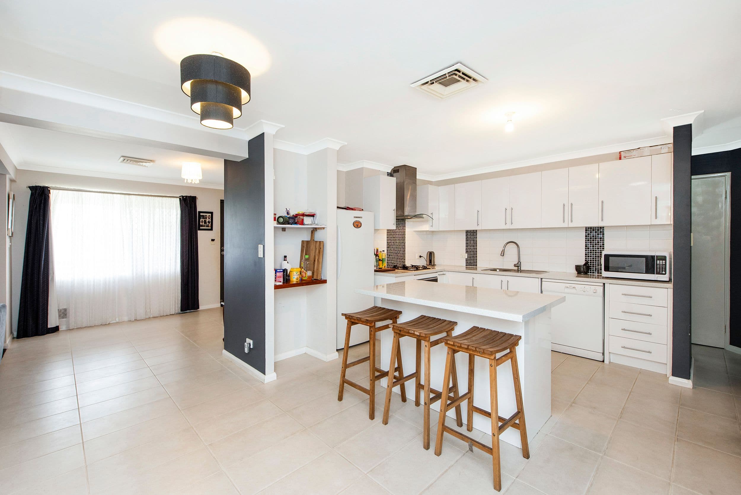 189 Willmott Drive, Waikiki WA 6169, Waikiki - Thumbnail 5