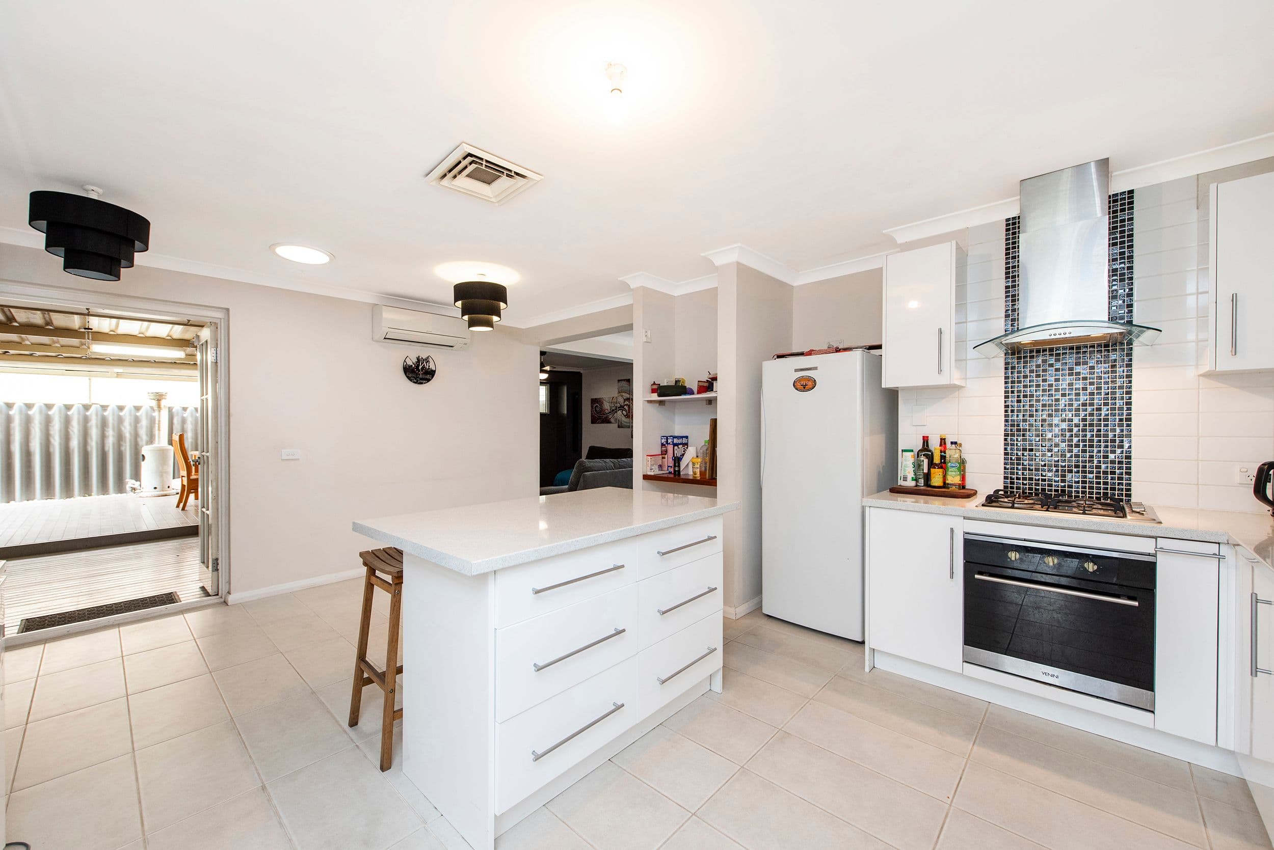 189 Willmott Drive, Waikiki WA 6169, Waikiki - Thumbnail 8