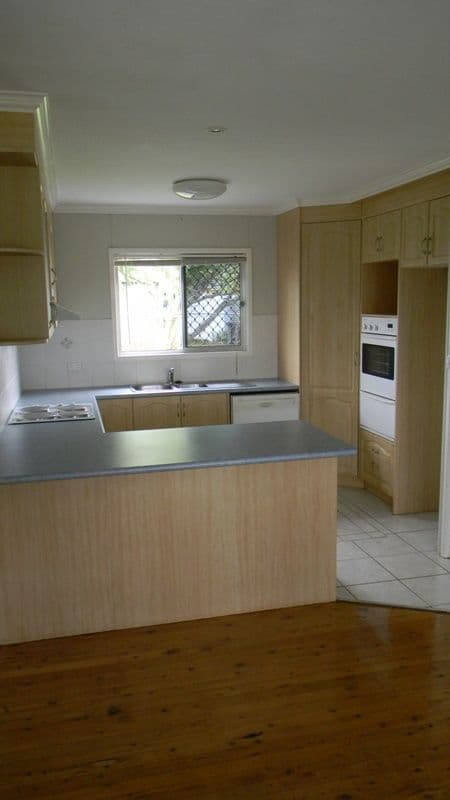 22 Loveday Street, RANGEVILLE QLD 4350, Rangeville - Thumbnail 3
