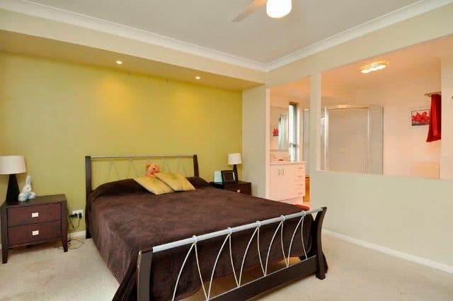 14 Kilmuir Street, HIGHLAND PARK QLD 4211, Highland Park - Thumbnail 6