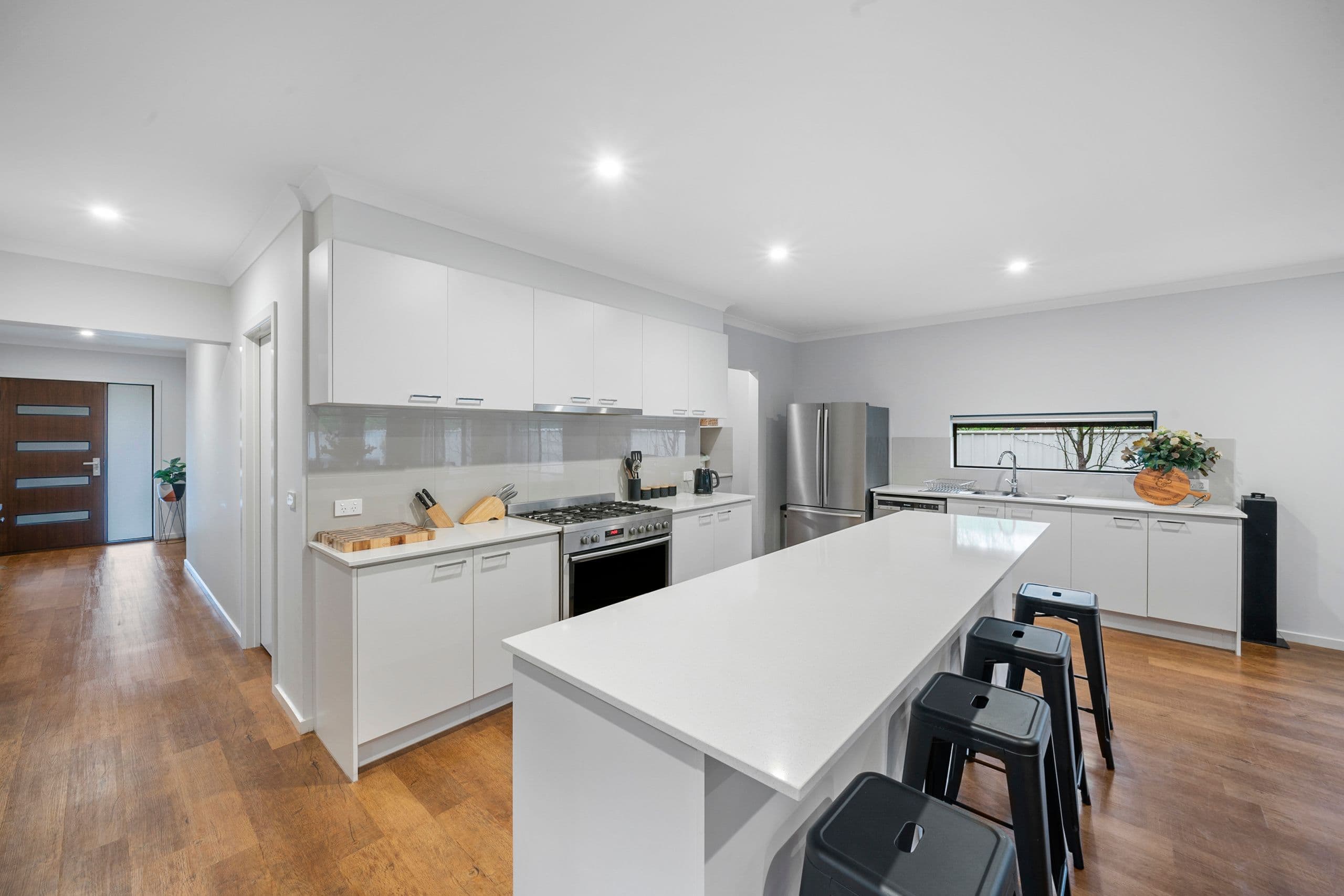 18 Simkin Drive, Benalla VIC 3672, Benalla - Thumbnail 4
