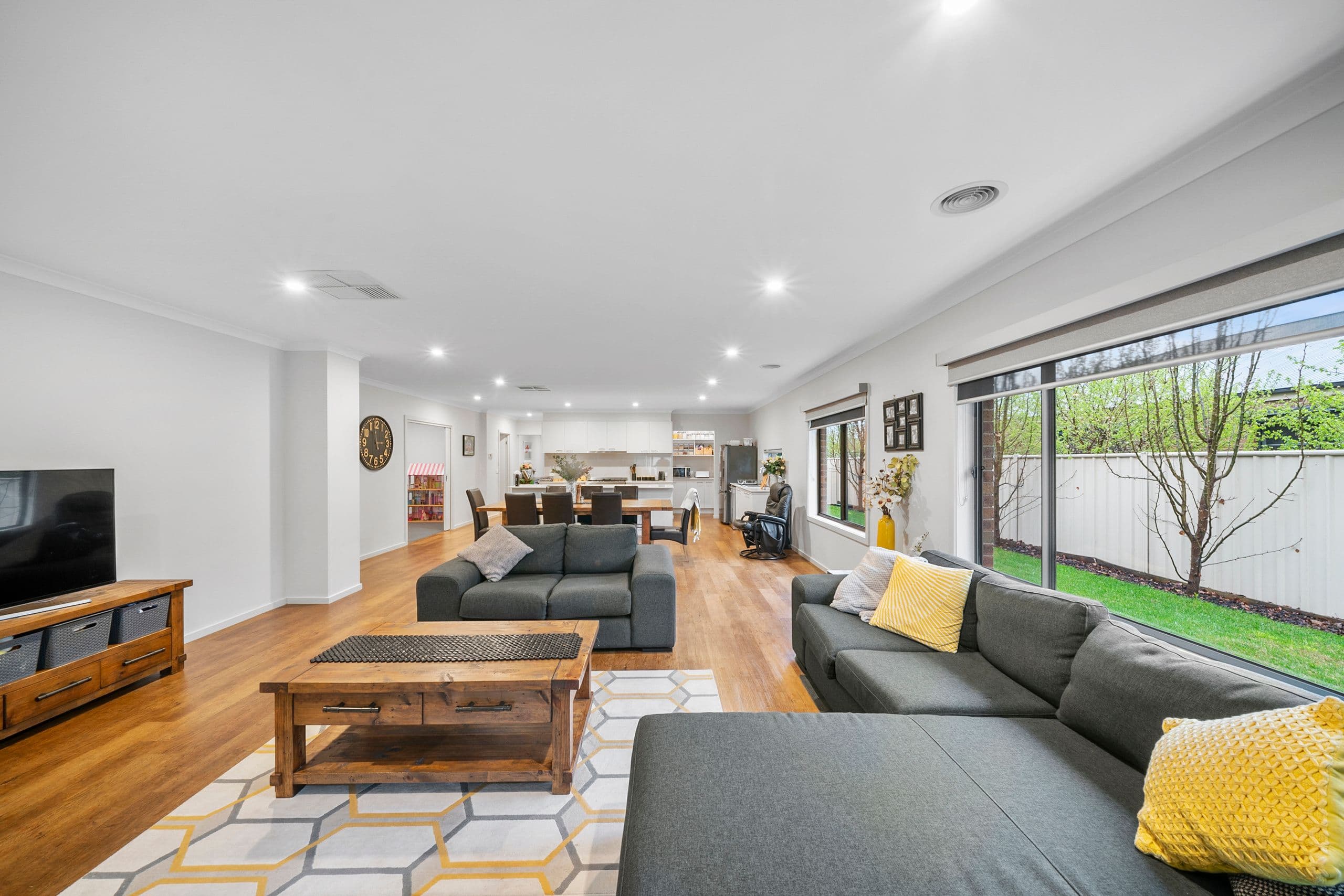 18 Simkin Drive, Benalla VIC 3672, Benalla - Thumbnail 8