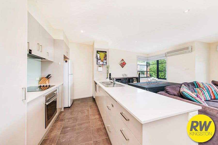 3 Burke Crescent, GRIFFITH ACT 2603, Griffith - Thumbnail 3