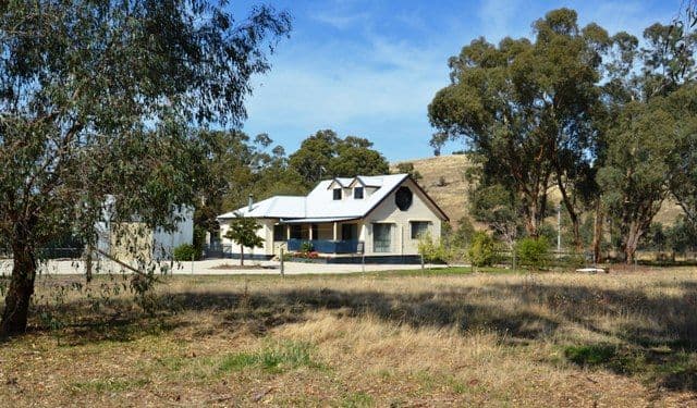20 East West Hall Lane, SEYMOUR VIC 3660, Seymour - Image 1