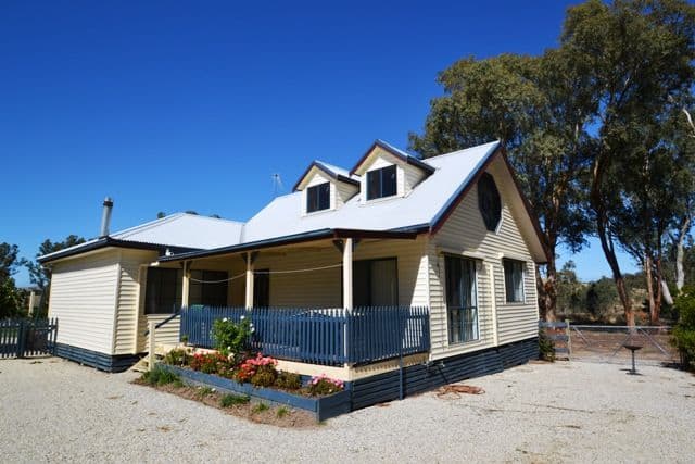 20 East West Hall Lane, SEYMOUR VIC 3660, Seymour - Thumbnail 2