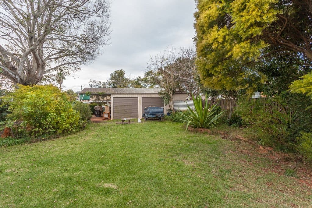 9 Avondale Street, Newtown QLD 4350, Newtown - Thumbnail 7