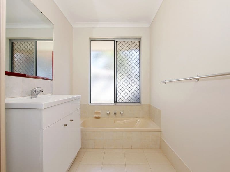 150 Illawarra Crescent, BALLAJURA WA 6066, Ballajura - Thumbnail 7